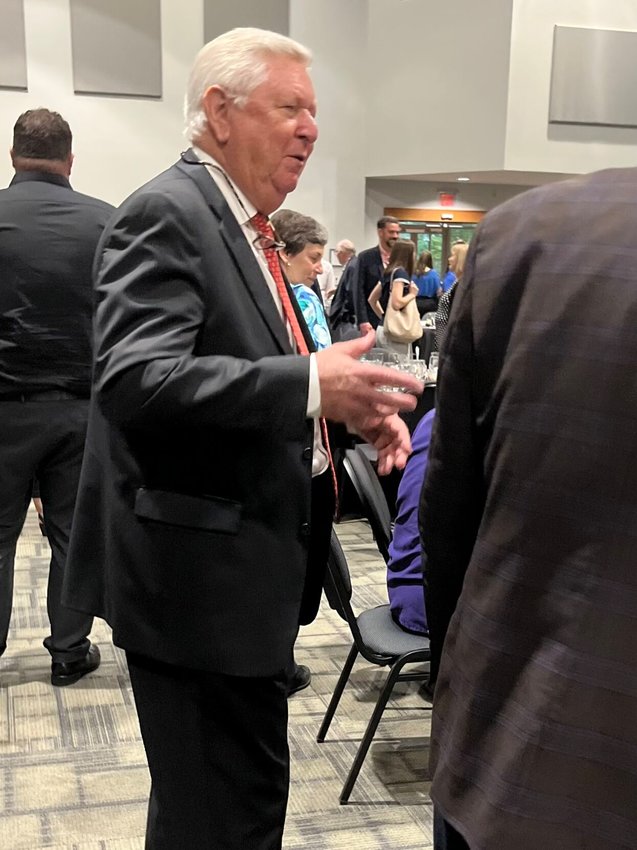 Executive Director Barney Larry of the Baxter Regional Hospital Foundation visits with attendees to last Thursday night&rsquo;s 2022 Donor Banquet.   Helen Mansfield/The Baxter Bulletin&nbsp;