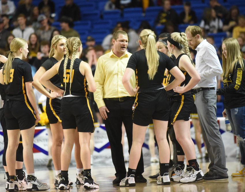 Salem coach Josh Bateman talks to his team during a timeout at the Class 3A State championship game on Saturday in Hot Springs.