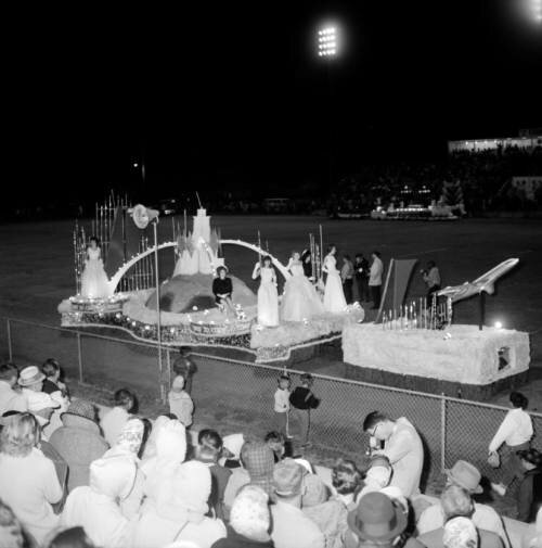 A parade float for an unidentified airline company at Manatee High School's Hawkins Stadium during the DeSoto Grand Parade. 