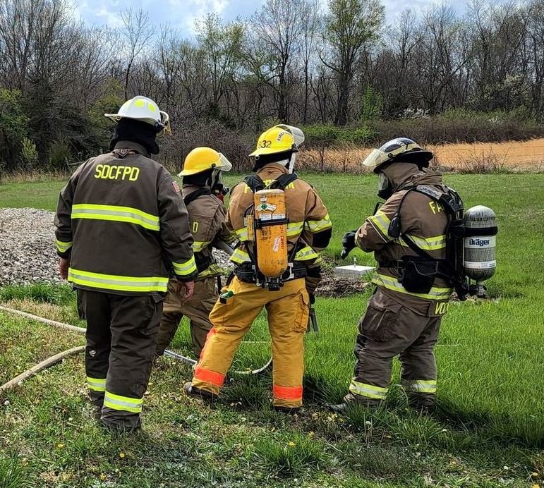 Four SDCFPD junior firefighters, known as explorers, participated in some basic firefighting training.