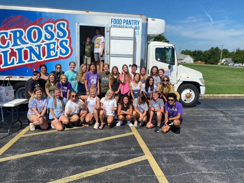 Fair Grove Student Council recently joined forces with Crosslines Mobile Food Distribution and handed out groceries to more than 145 families, which directly impacted 215-plus students. Fair Grove Student Council sponsors are Michael VanCleave and Susanne (Otterness) Feldman.