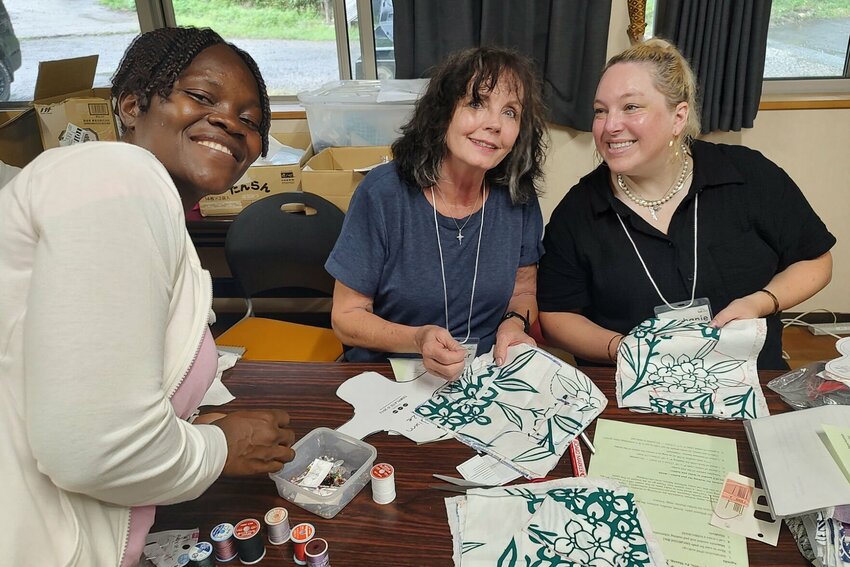 Jennifer Long and others in the class sew recyclable feminine&nbsp;menstrual&nbsp;pads.