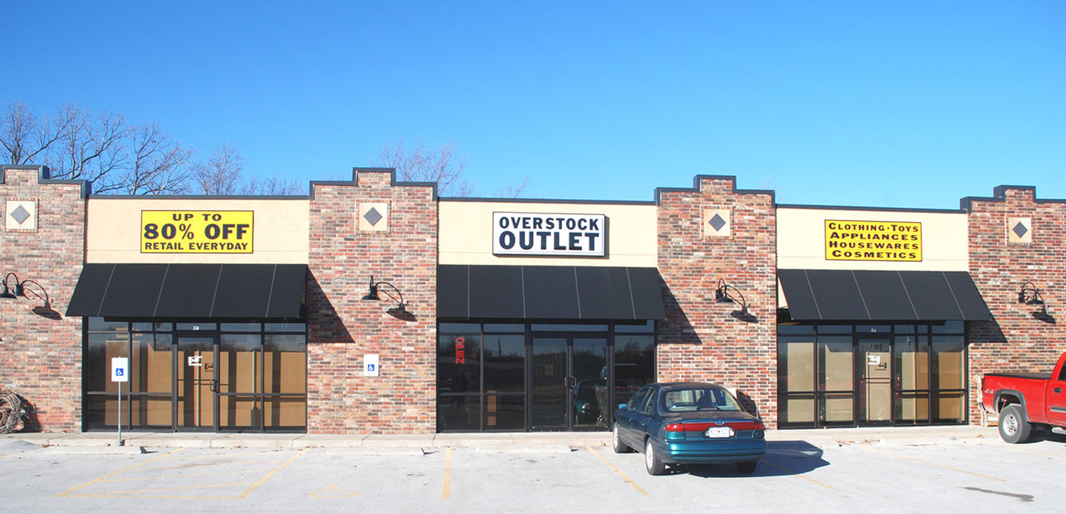 Overstock Outlet in Fair Grove has opened it doors to customers Buffalo Reflex