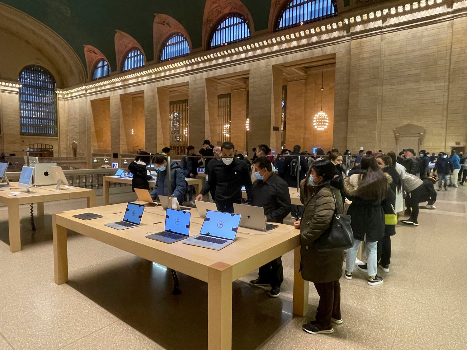 The Apple Store at Grand Central Station in Manhattan on Black Friday last year.