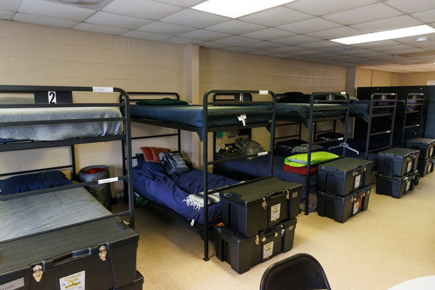 The Manna Dream Center Shelter has 10 bunk beds that sleep 20 people.