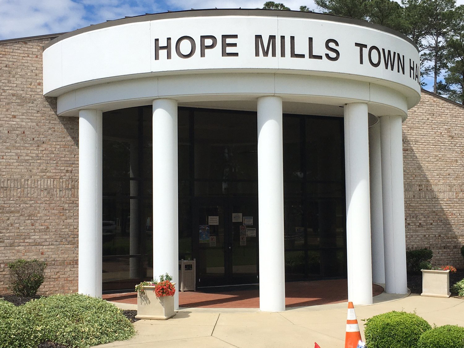 The town Board of Commissioners on Monday continued its discussion of a proposed overlay zoning district.