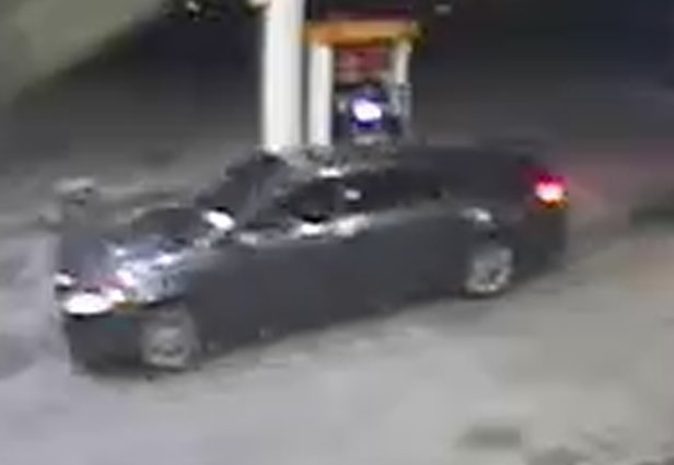 The Cumberland County Sheriff's Office is asking the public for help in identifying a man it says robbed a woman of her wallet at a convenience store Wednesday night and left in a dark gray sedan.