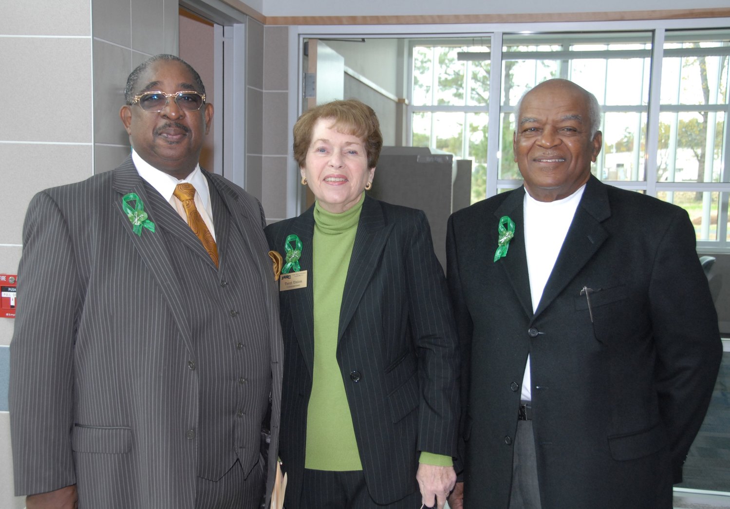 Wilson Lacy with former PWC board members Terri Union and Robert C. Williams at the opening of the PWC Customer Service Center in 2009.