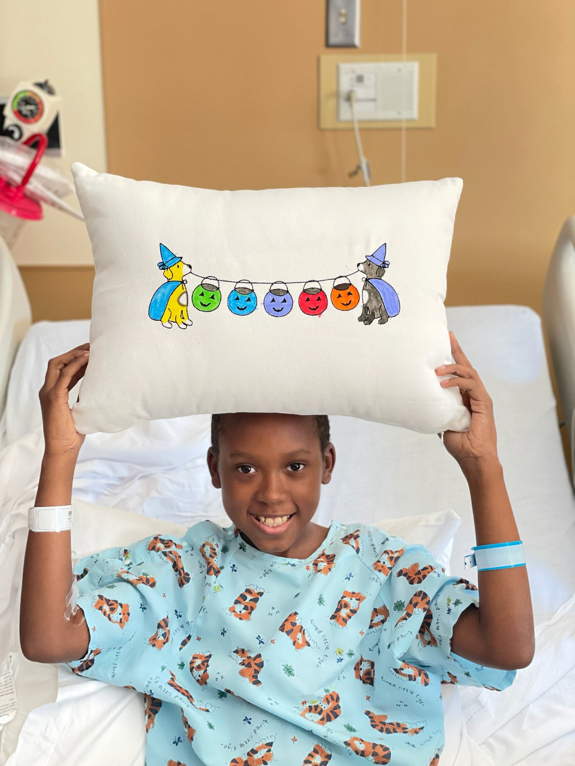 Two years ago, Alex Abbott Spearman of AHA Designs started donating coloring pillows with monograms and designs for the pediatric unit.