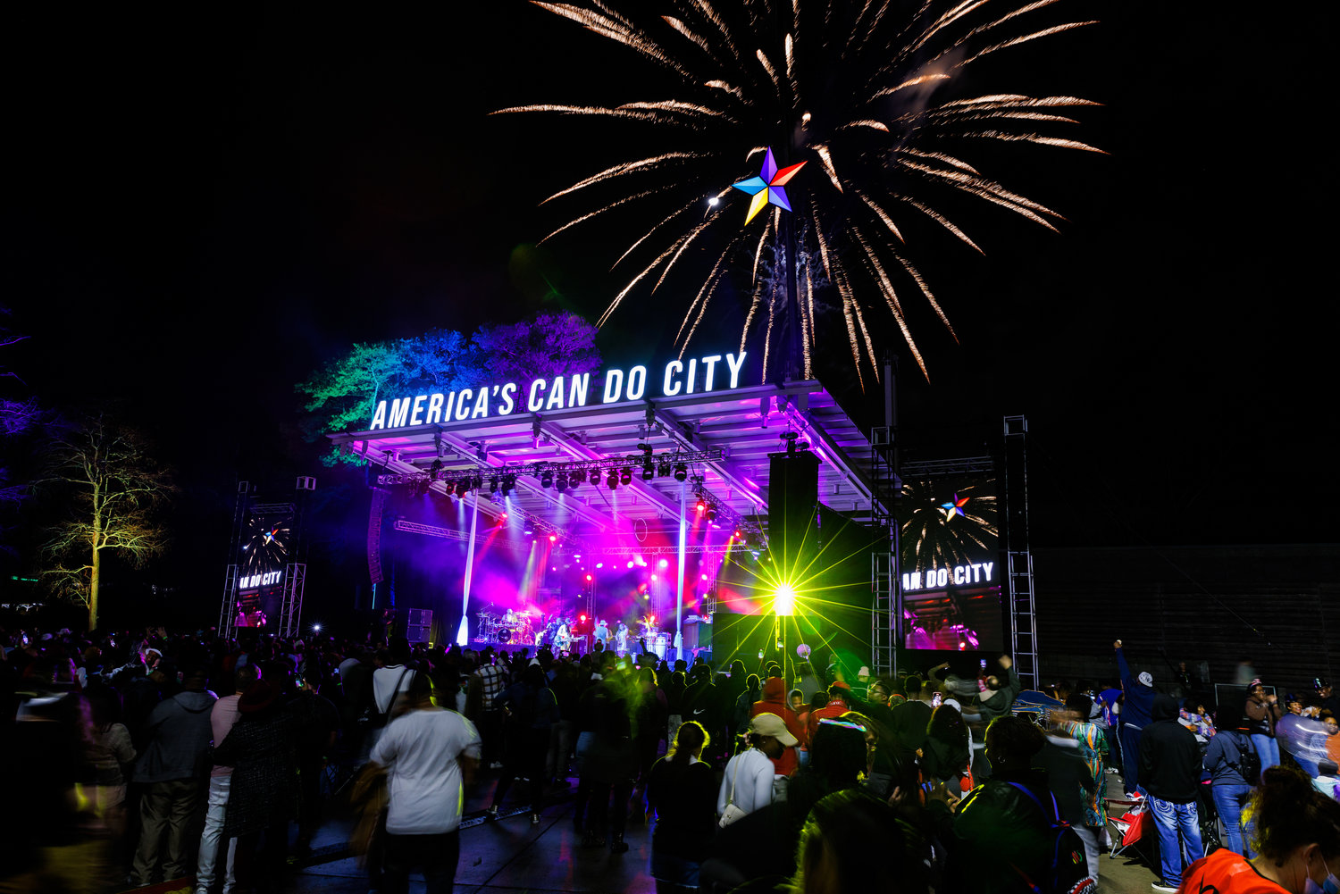 Tony! Toni! Toné performs as fireworks explode during “Night Circus: A District New Year’s Eve Spectacular,”