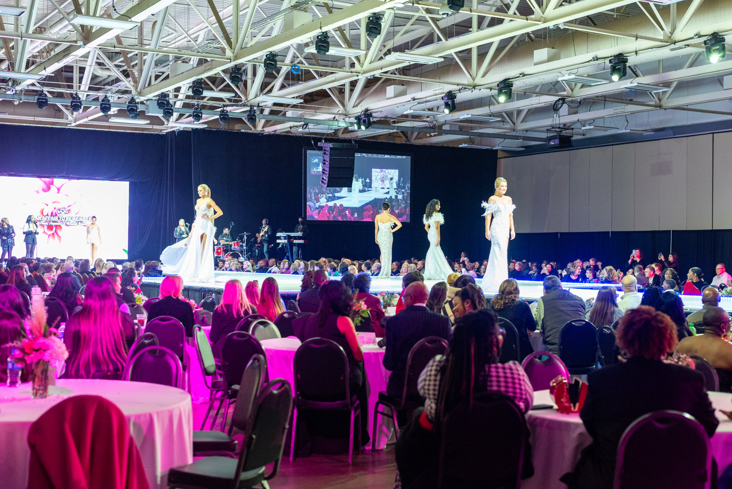 A Runway Extravaganza Fashion Show was presented by An Affair to Remember, took place Jan. 7 at the Crown Expo Center.