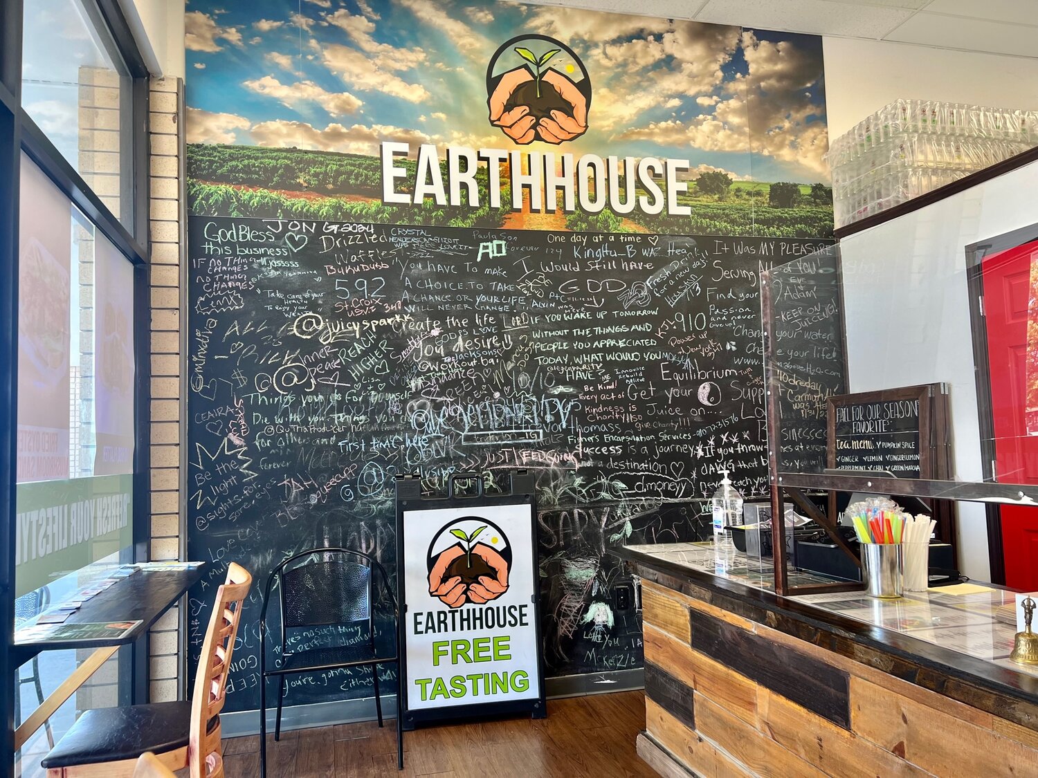Customers express themselves on the board at Earthhouse.