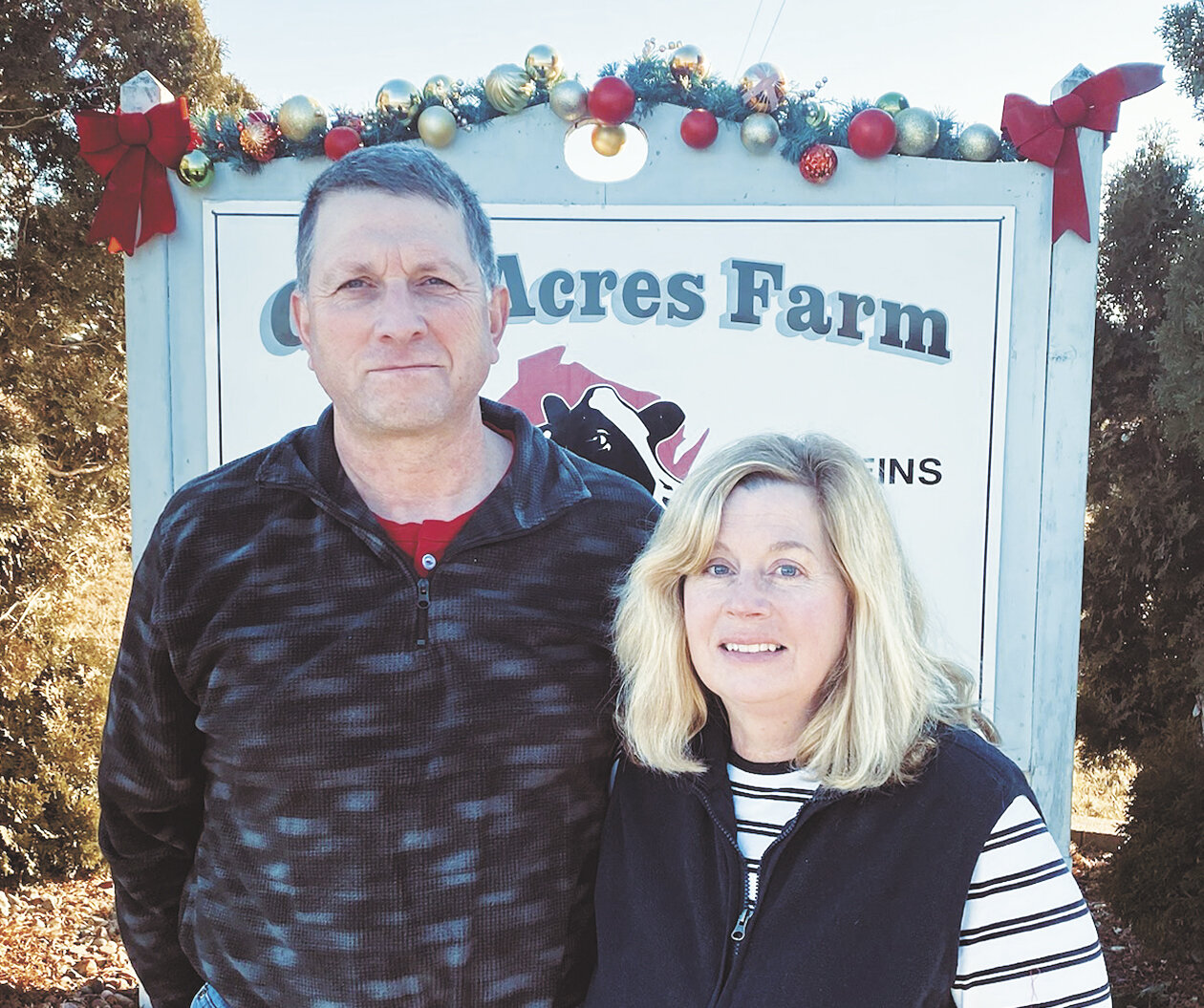 Richard and Kirsten Huth
Gehl Acres Farm
Cameron, Wisconsin
Barron County | 140 cows