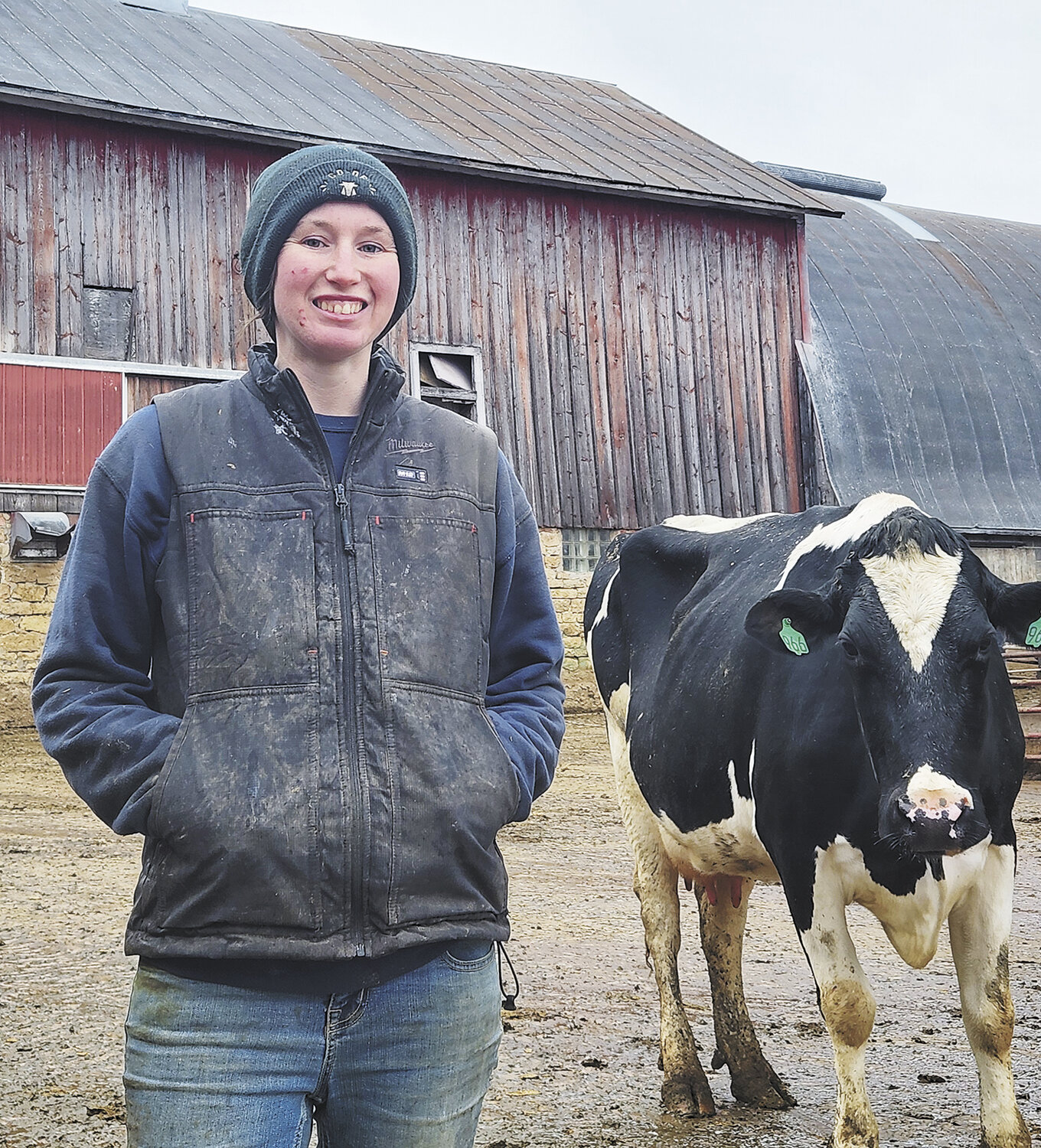 Jennifer Jandt farms with her husband, Joe, and three kids, Gabe, Gibson and Ellison, near West Salem, Wisconsin. They milk 160 cows in a stanchion barn with 13 units. The herd is hosued in a sand-bedded freestall barn.