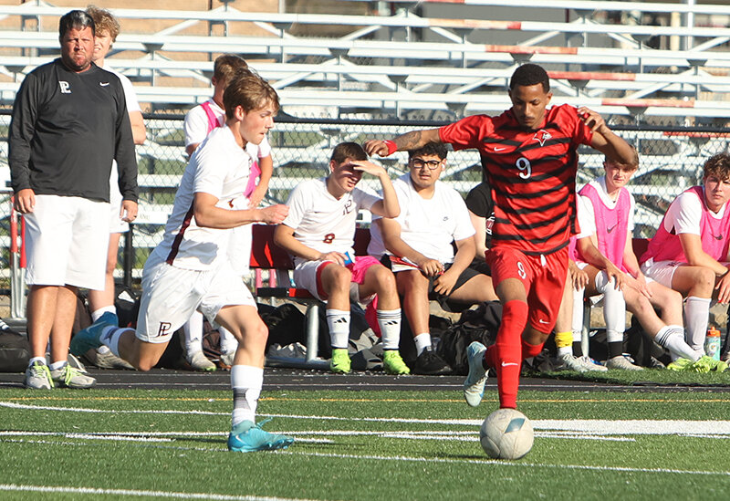 Lazaro Hernandez Sanchez scored a pair of goals to help South Sioux City’s boys shut out Papillion-LaVista 3-0 in the A-5 district semifinals Monday at the Cardinal Athletic Complex.