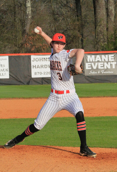 Ren Reep takes the mound in a non-conference matchup with the McGehee Owls.  Reep pitched four innings allowing one run. Warren closes the game out with a 15-1 win in five innings.
