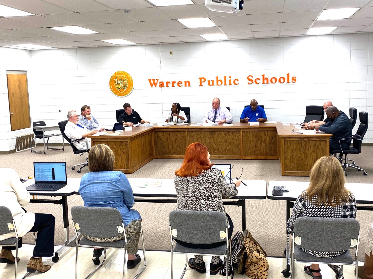 Warren school report to the public presented | The Eagle Democrat