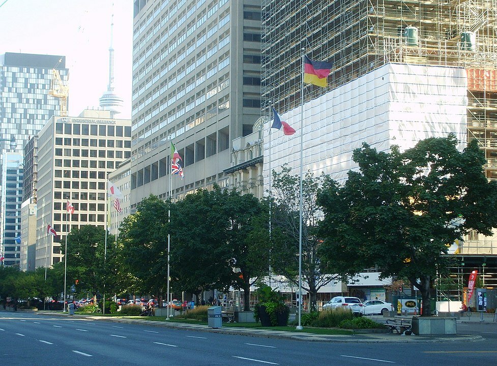 Flags of G7 members as seen on University Avenue, Toronto (September 2016)