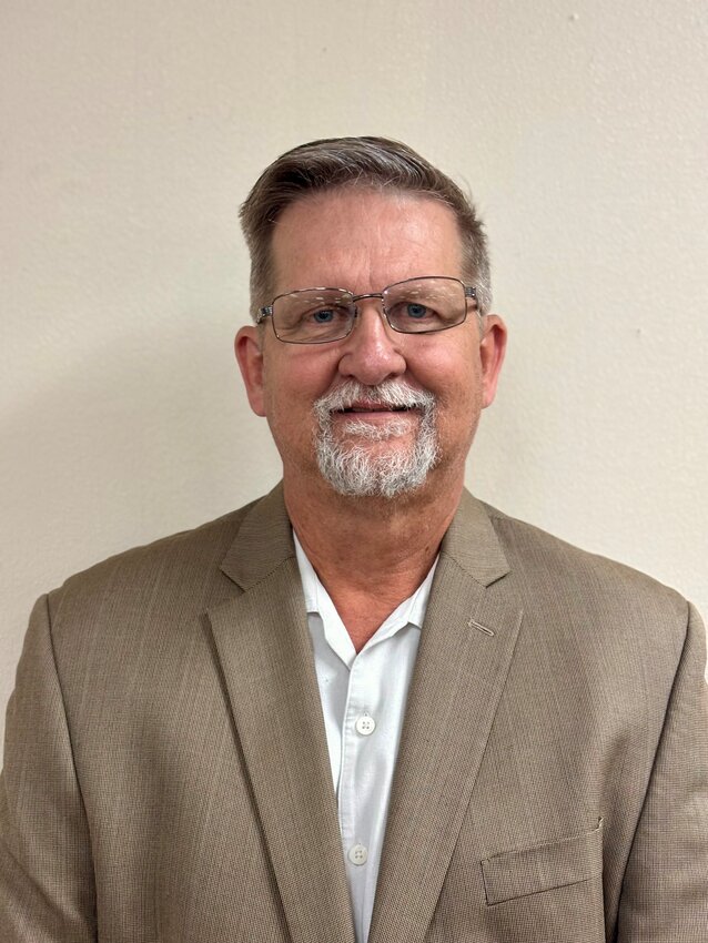 The new Executive Editor for the Hood County News, Richard Nelson.