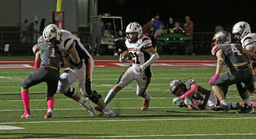 Although senior back Jace Kent had some truly remarkable individual efforts, the Kirksville linemen did a fine job opening holes for him in the trenches in his record-breaking evening.