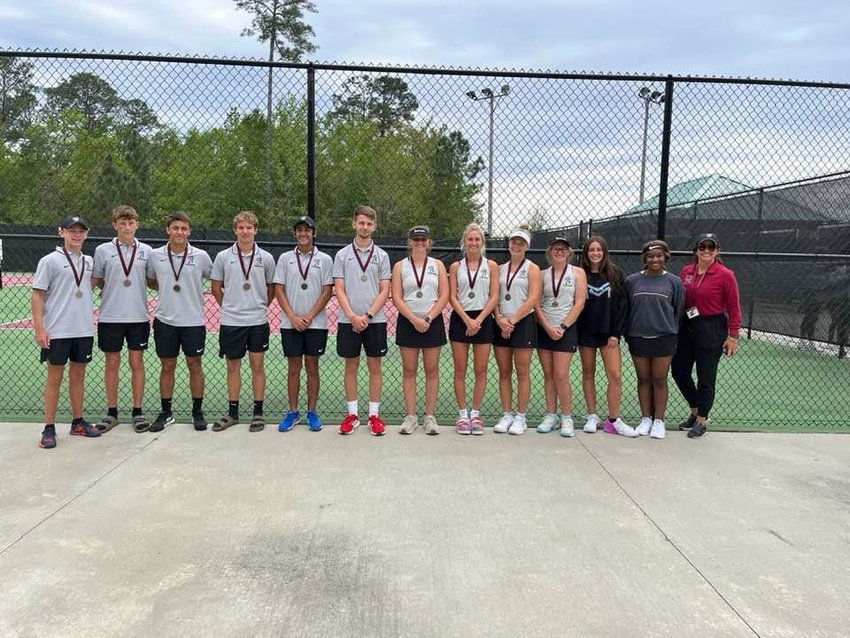 LBHS Boys Tennis has busy week 030519