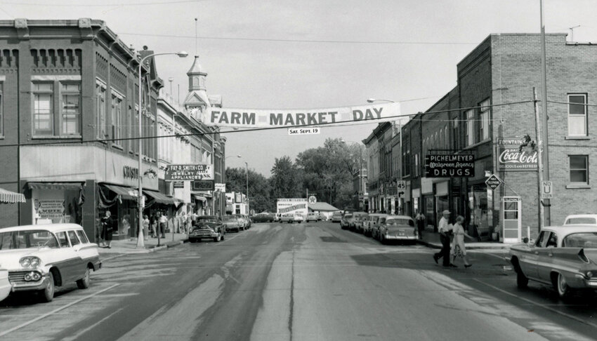 1964 Market Day in downtown New London..Contributed Photo