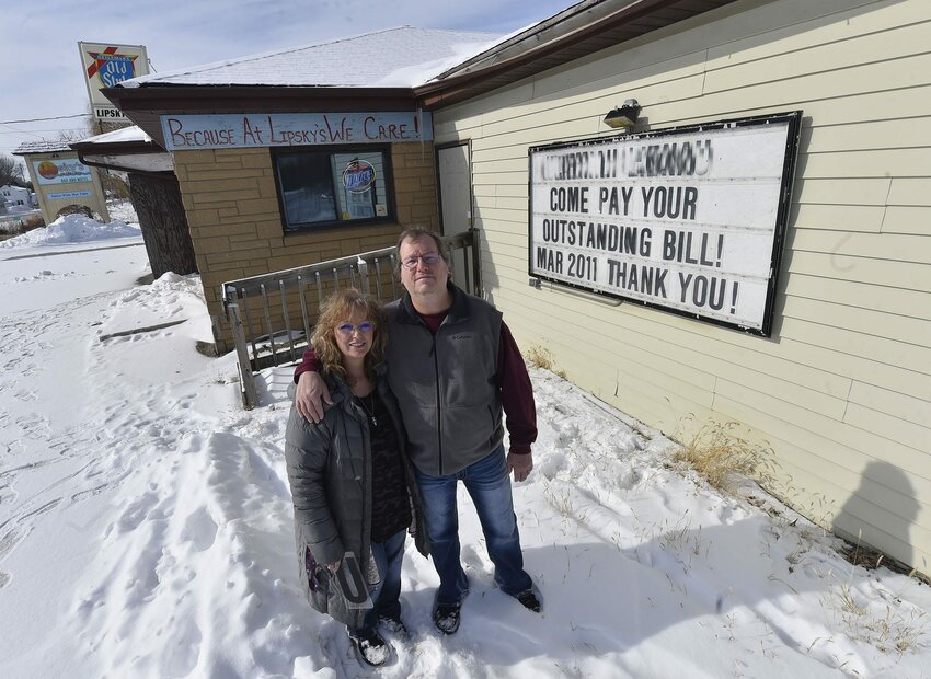 Todd and Andrea Lloyd, owners of Lipsky's On The Bay in Dyckesville, have a message for patrons who owe them money.