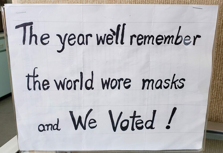 The sign Margaret Naysmith made to be next to her quilt on display at the Algoma Public Library.