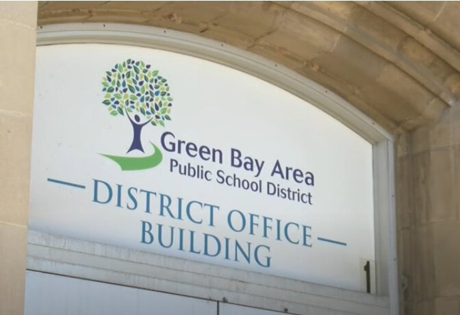 The Green Bay Area Public Schools (GBAPS) district and the city of Green Bay have agreed to a land swap on several properties.
