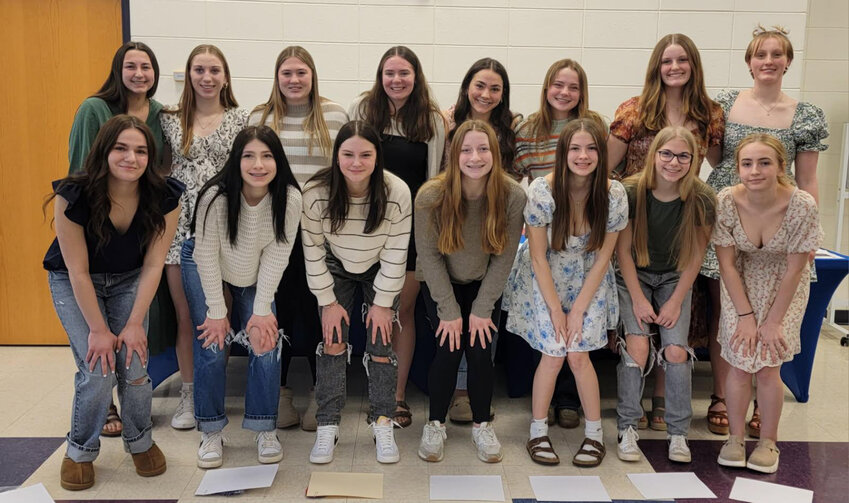 2024-25 Merrill Girls Varsity Wrestling Team with grade. Front row L to R: Bryanna Doerr (9), Lauren Hoffman (9), Katelyn Grawien (9), Caroline Durbin (11), Madlyn Hunter (9), Natalia Woller (9), and Gracie Vanvuren (11). Back row L to R: Cadence Seliger (Manager - 9), Kendell Klug (9), Marissa Miles (10), Liberty Yates (11), Adison Clark (11), Kaylynn Allen (11), Shelby Yates (9), and Merin Yates (12).