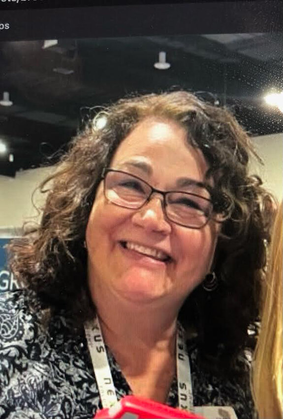 Jeannette Thom - Incumbent