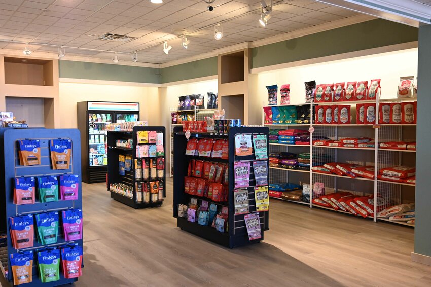 Ava's Golden Paw moved in behind Shopko Optical and aims to provide Waupaca residents with healthy dog and cat food options.
Emily Doud Photo