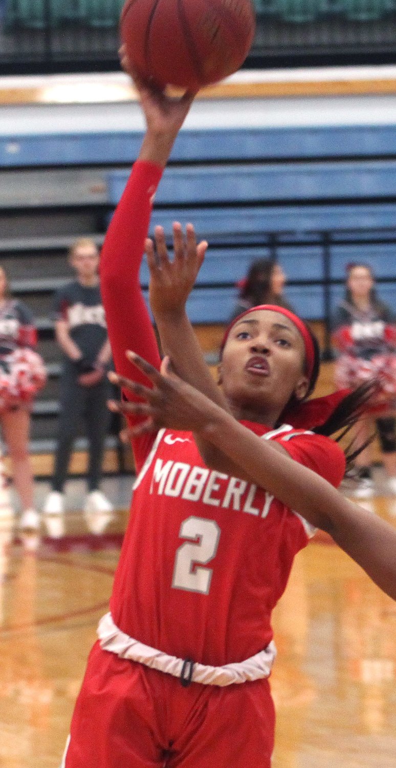Moberly Area Community College women's returning sophomore Bryce Dowell tallied 14 points Monday in helping the Lady Greyhounds knock off the Reivers of Iowa Western CC by a 78-65 result at home.