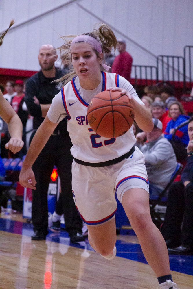 Junior guard Kennedy Messer had 17 points for Moberly.