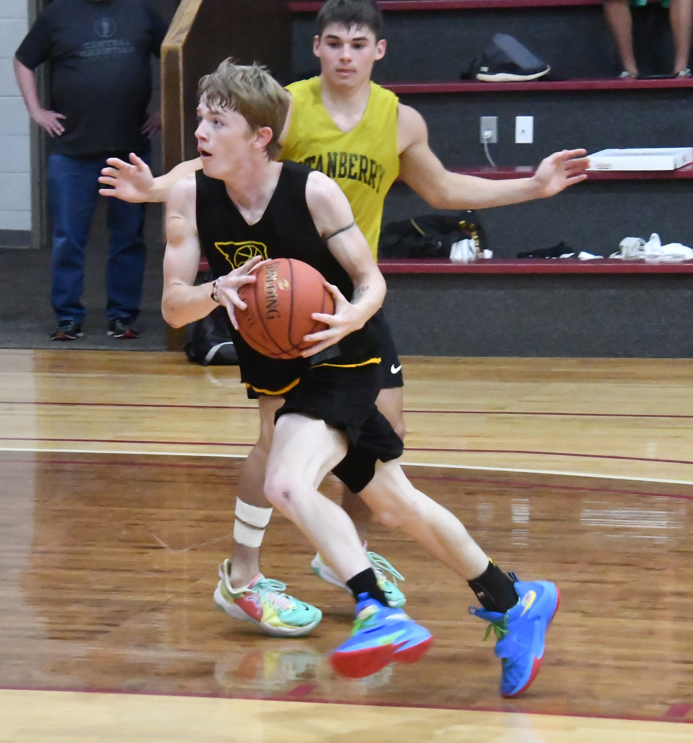 Higbee's Chad Crawford drives toward the basket during Wednesday's scrimmage versus Stanberry, who finished second in Class 1 during the 2021-22 season.