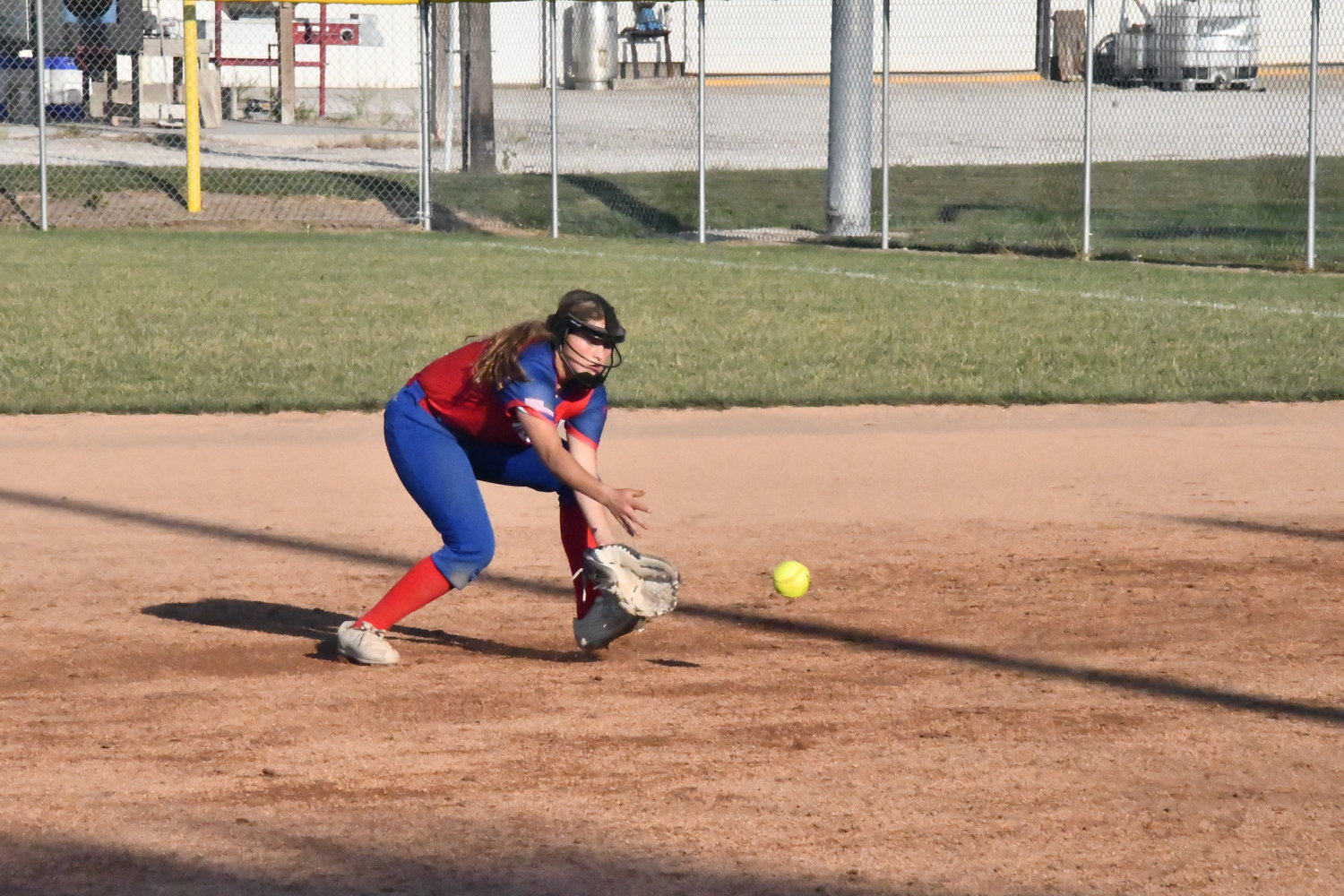 Elizabeth Reisenauer makes a play near second base which resulted in a putout.