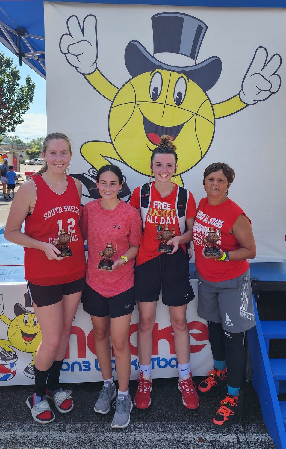 The team of Cassidy Johnson, Caitlyn Poore, Presley Stoneburner and Barbara Morrow placed third in the women's division. The team had a mix of players from Shelbina, Shelbyville and Huntsville.