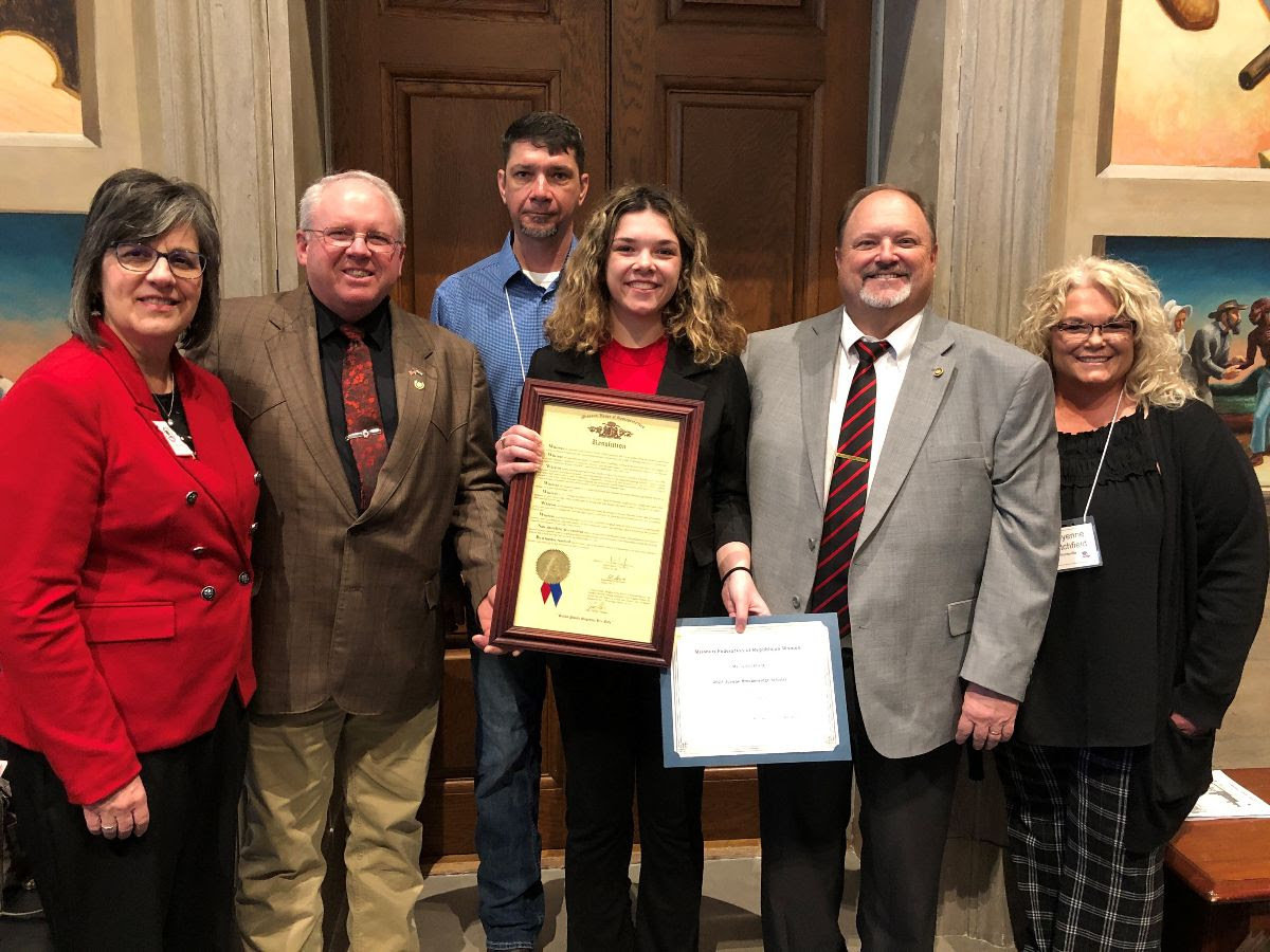Last Tuesday, the Breckenridge scholars came to the Capitol. Representatives Tim Taylor and Ed Lewis presented a resolution to Maci Crutchfield, who attends Westran High School.