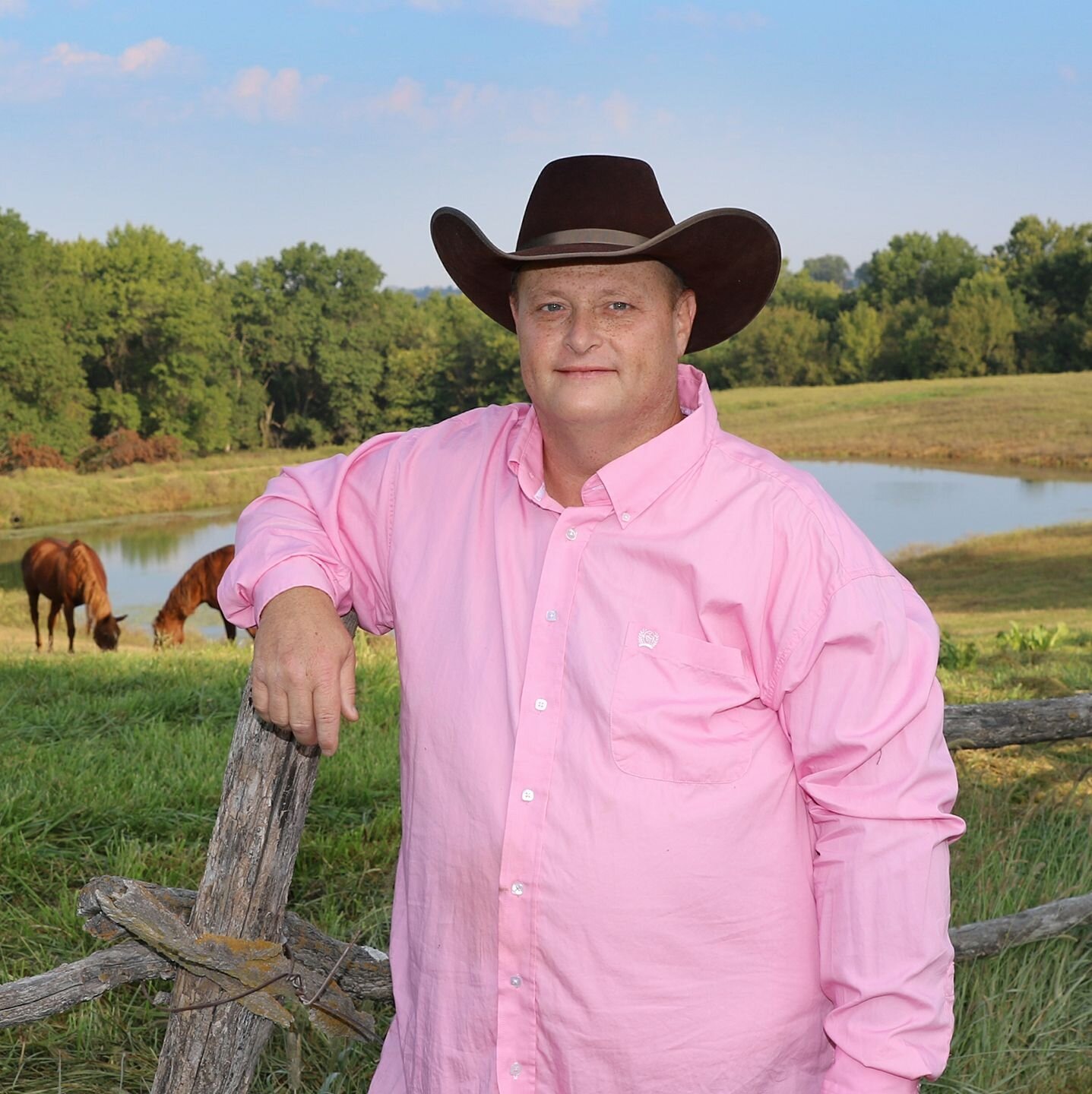 In March 2014, Larry Latamondeer was diagnosed with male breast cancer. What was initially expected to be a single round of treatment quickly turned into a lifelong battle when, by September of that year, the cancer had metastasized to his lungs. Larry's Warriors Foundation was started in his memory.