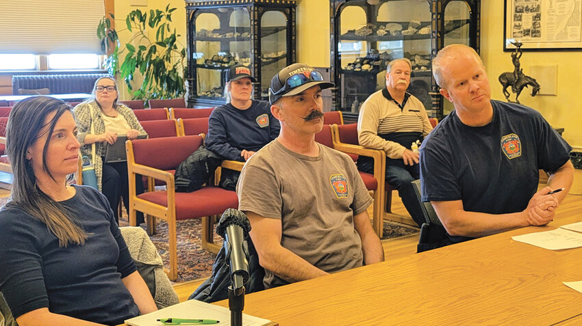 Fire mitigation of county landRepresentatives from Timberline and Jennifer Cook of the CSU Extension Office discuss fire mitigation with the Gilpin County Commissioners.