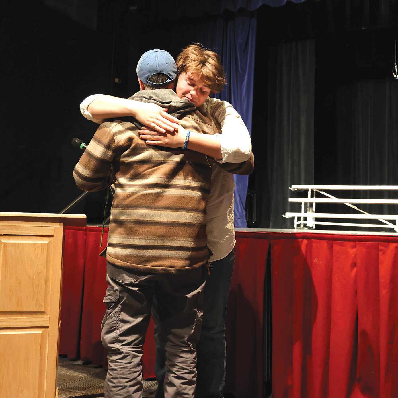 Graduates thank family, teachers, friends - The Mountain-Ear