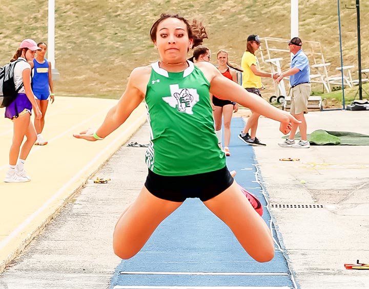 EHS Tracksters Compete at ASU Spring Break Meet in San Angelo The