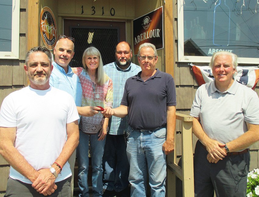 Ogdensburg chamber names Chuck Foster and Nick’s Liquor Store as ...