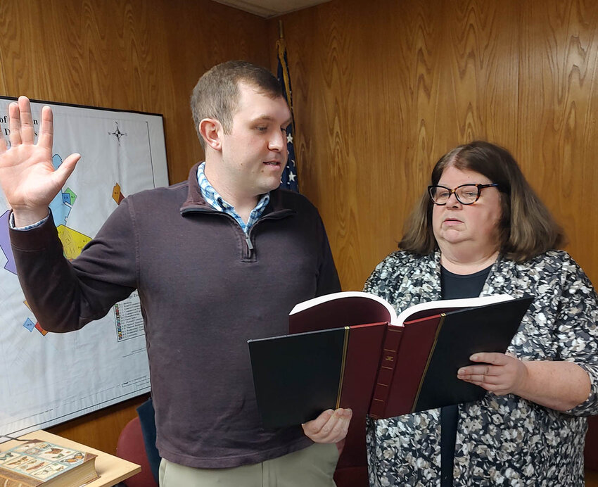 New Canton village trustee sworn in - North Country Now