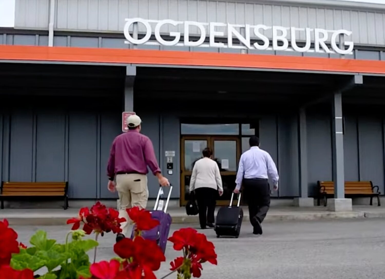 Airlines share strengths and weaknesses as they vie for Ogdensburg’s Essential Air Service contract