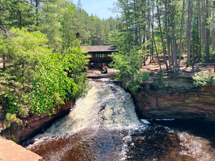 The Horton Covered Bridge crosses the Amicon River in Amicon Falls State Park.