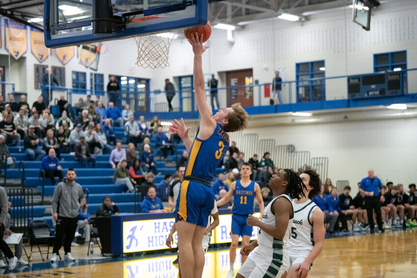 Kyan Esterby went by Park defenders for a layup in Thursday night&rsquo;s 90-89 loss at home against Cottage Grove Park.