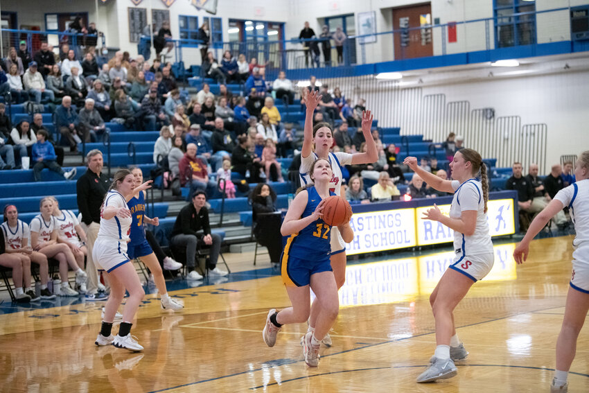 Jillian McTague drove to the basket in Friday night’s Hastings girls basketball victory over Simley.