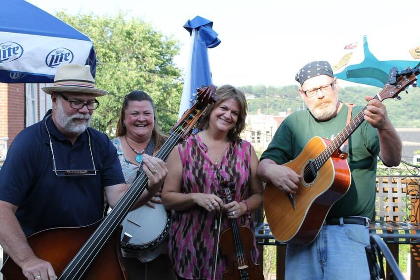 &ldquo;The Back Porch Band&rdquo; will perform at this year&rsquo;s Spaghetti Dinner.