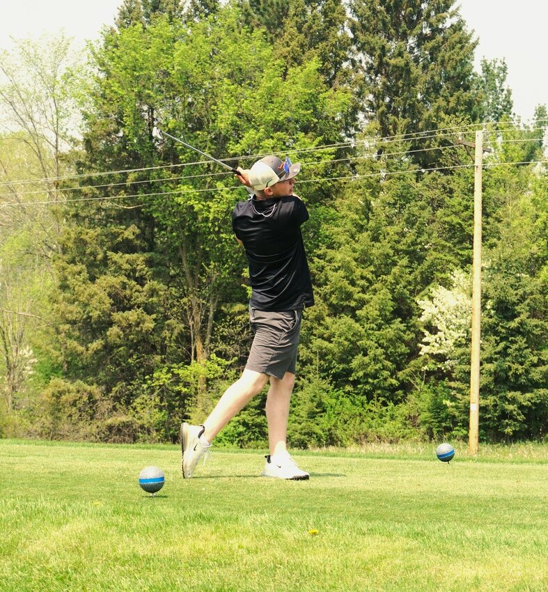 Sam Steinmeyer teeing off in the Spring Valley Cardinals’ final conference meet of the year at Glen Hills Golf Course.